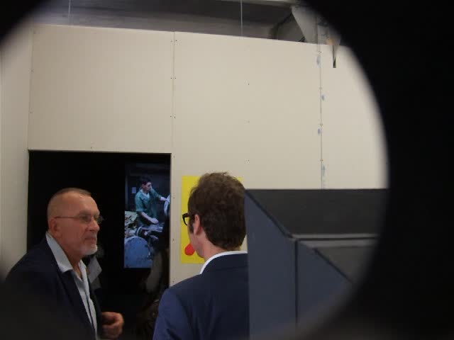 crédac, homme de vitruve, bertille bak, bernd et hilla becher, simon boudvin, mircea cantor, harun farocki, jacques faujour, alexander gutke, louise hervé et chloé maillet, jannis kounellis, auguste et louis lumière, jean-luc moulène, jorge satorre, richard serra, boris taslitzky, thu van tran, claire le restif, léna patier