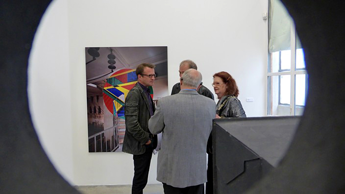 creux de l'enfer, thiers, le feu, le rouge et le noir, frédéric bouglé, georges rousse, photographie, friche, point de vue unique, in situ