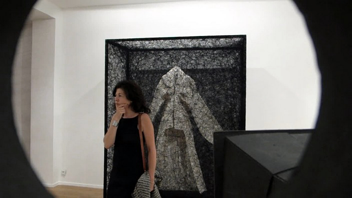 galerie daniel templon, chiharu shiota, small room, art contemporain, valise, fils, franz kafka