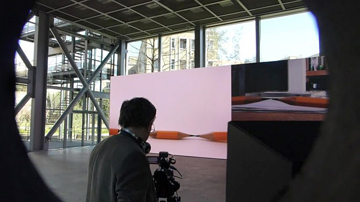 bruce nauman, fondation cartier, paris, video, installation
