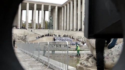 street-art, parvis, palais de tokyo, jr, artiste, performer, photographe, bnf, inside out, iop
