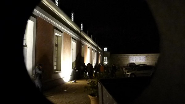 exposition, la maréchalerie, fête ses 10 ans, a posteriori, versailles, cécile bart, jean-luc bichaud, michel blazy, karine bonneval, jennifer caubet, charlotte charbonnel, didier courbot, françois daireaux, anne de nanteuil, dector et dupuy, vincent ganivet, jakob gautel, christian gonzenbach, gusto, claire-jeanne jézéquel, jacques julien, jason karaïndros, tadashi kawamata, jan kopp, perrine lievens, stéphane magnin, vincent mauger, lucy et jorge orta, laurent pariente, david saltiel, emmanuel saulnier, olivier sévère, laurent sfar, felice varini, emmanuelle villard , vic kirilove, performance, video, art contemporain