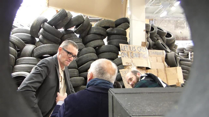 thomas hirschhorn, palais de tokyo, flamme éternelle, gdf suez, galerie chantal crousel, fondation jan michalski, julien fronsacq