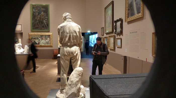 petit palais, paris 1900, beaux-arts, la ville spectacle, peintures, objets d'art, costumes, affiches, photographies, films, meubles, bijoux, sculptures, belle époque, christophe leribault, gaëlle rio, alexandra bosc, dominique lobstein