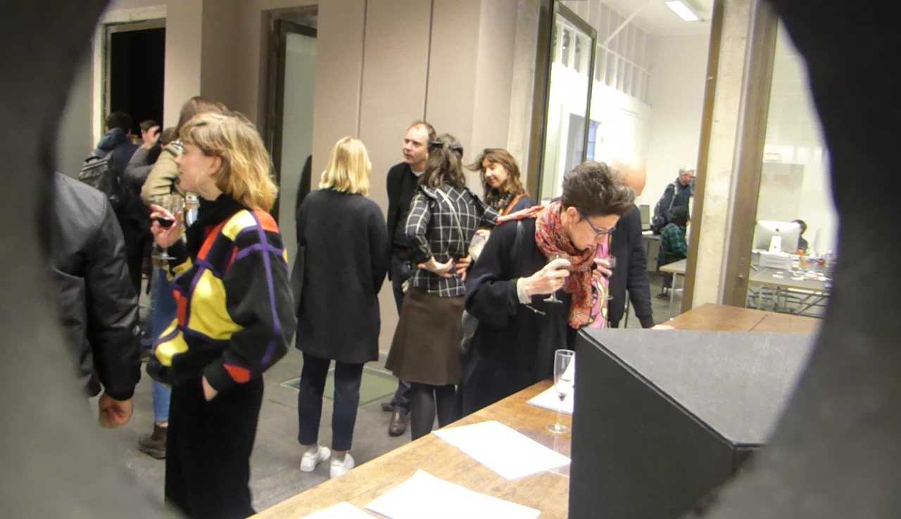 triple v, color block, justin adian, francis baudevin, lisa beck, alex brown, matthieu clainchard, sylvie fanchon, stephen felton, louis granet, peter halley, jim isermann, david malek, ohad meromi, mathieu mercier, flora moscovici, sarah morris, olivier mosset, hugo pernet, gerald petit, les petits chats d'auber, nicolas roggy, frédéric dialynas sanchez, michael scott, john tremblay, blair thurman, ida tursic et wilfried mille